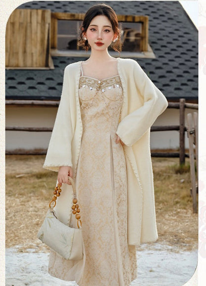 Adriata Pearl Chain Baroque Royalcore Dress